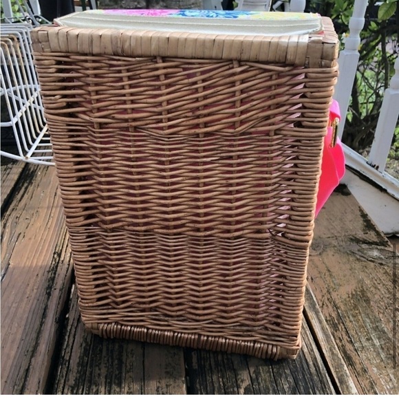 NWOT Lilly Pulitzer Wicker Wine Picnic Basket - Picture 6 of 8
